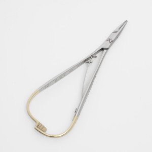 Зажим Мэтью узкий